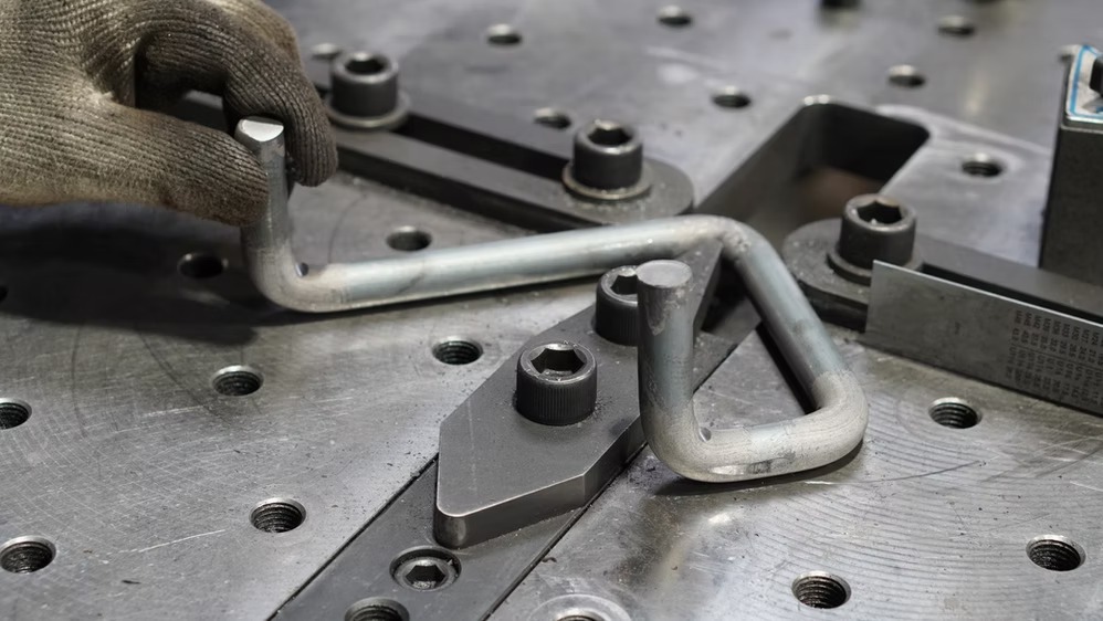 ラスフレーム・ポケット支柱製作